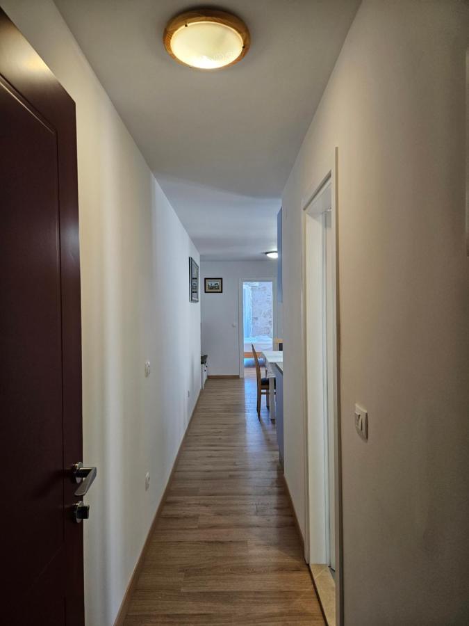 Apartman Eli Supetar Eksteriør bilde